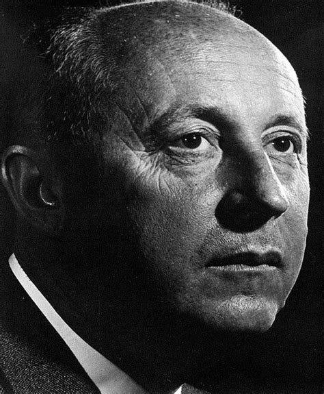 portrait christian dior